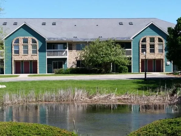 The Glens of Waukesha, 2010 S East Ave, Waukesha, WI 53189