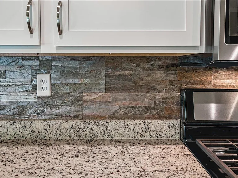340 Driftwood Loop — Photo 17