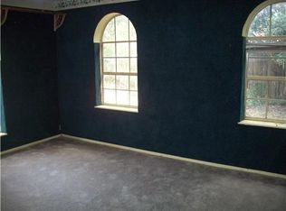 2421 Martin Rd, Biloxi, MS 39531