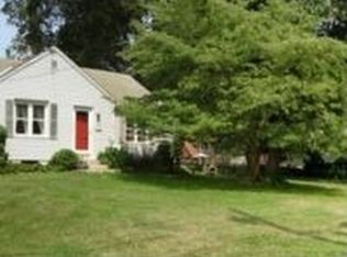 401 Beech Rd, Wallingford, PA 19086