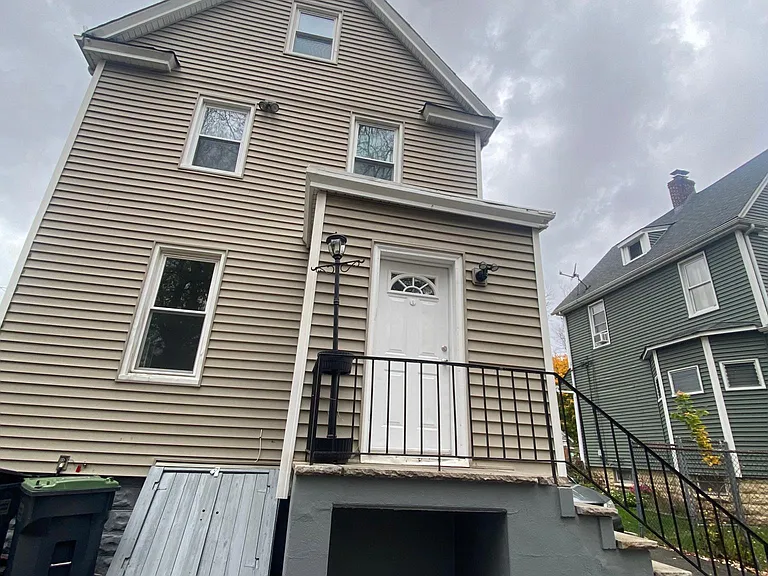 75 S Woodside Ave #1 — Photo 18