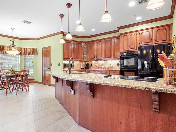 5th image of 11924 Catrakee Dr
