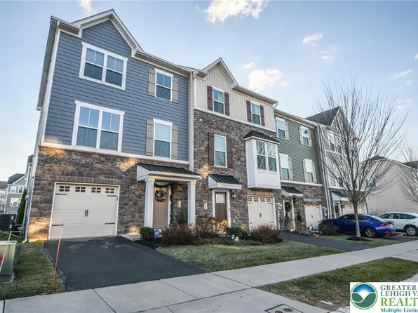 2396 Cook Dr, Easton, PA 18045