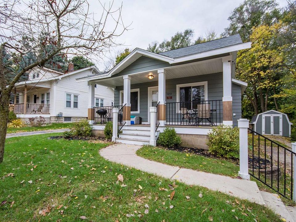 1st image of 1051 Ida Ave NW