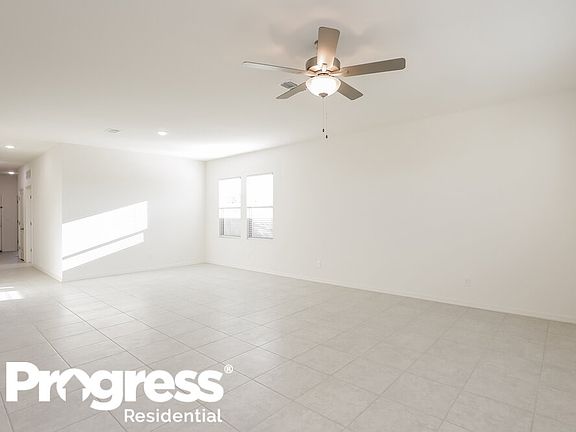 4th image of 35369 W San Capistrano Ave