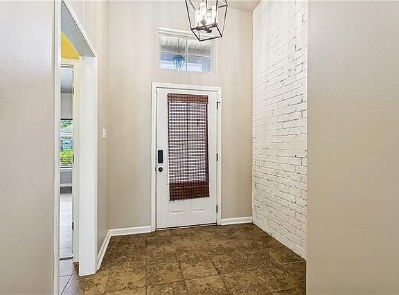 3rd image of 116 Meadow Spring Pl