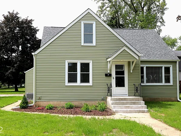 935 Jackson Blvd, Rochester, IN 46975
