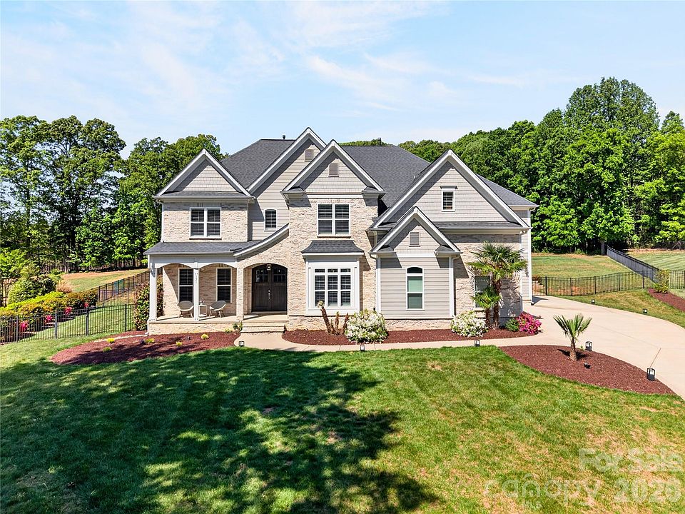 1st image of 121 Leeward Shoals Ln
