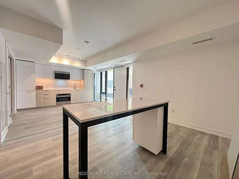 28 Eastern Ave #Townhouse 110 — Photo 1