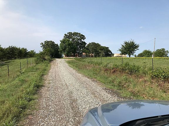 2 Driveway up to house