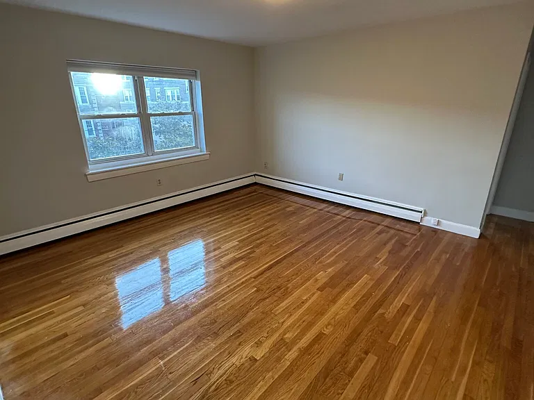 61 Selkirk Rd #11 — Photo 3