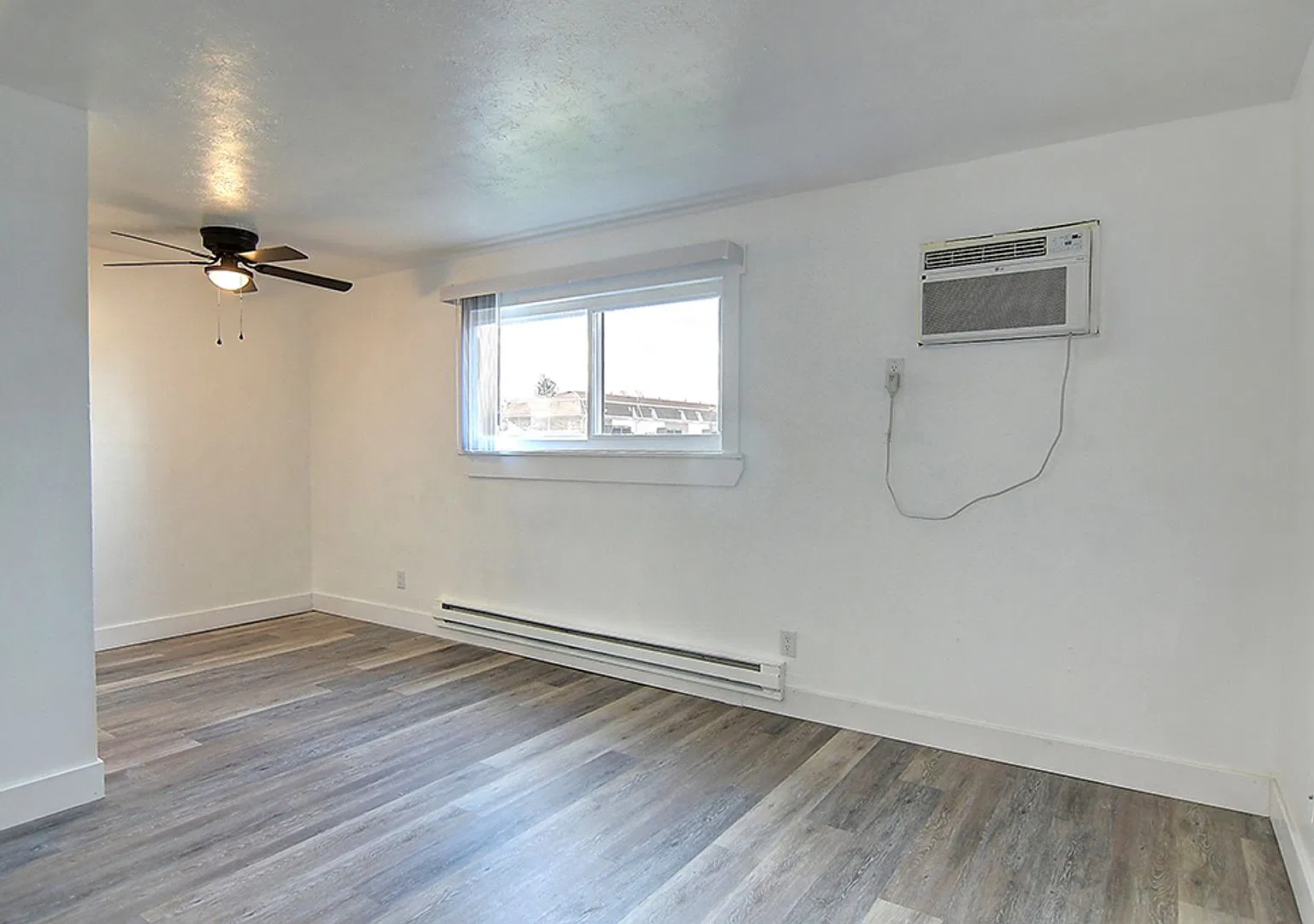 1077-1099 Frederick Drive — Photo 3