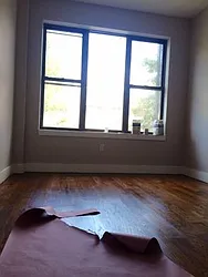 Rented by Rennit Inc.