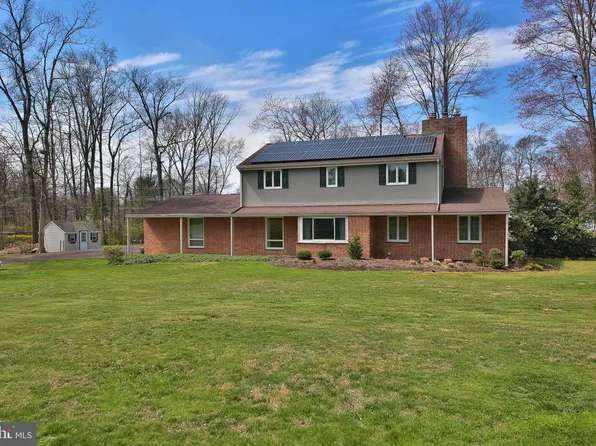 114 White Oak Rd, North Wales, PA 19454