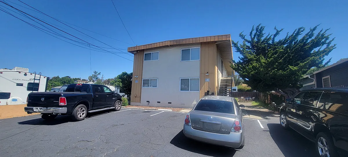 Building Photo - 525 E N St #525