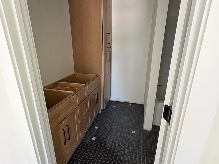 2462 Millwood Ave #2 — Photo 5