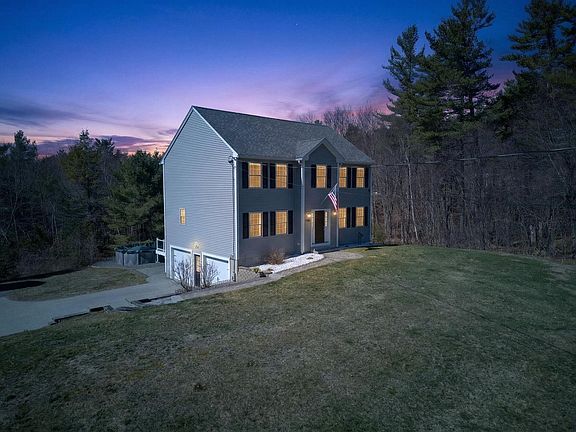 3rd image of 596 Haverhill Road