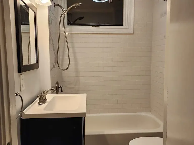 31 West St #1 — Photo 8