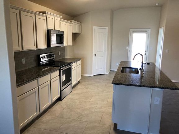 Stainless steel (ss) convection oven, ss microwave and ss dishwasher. RO system.