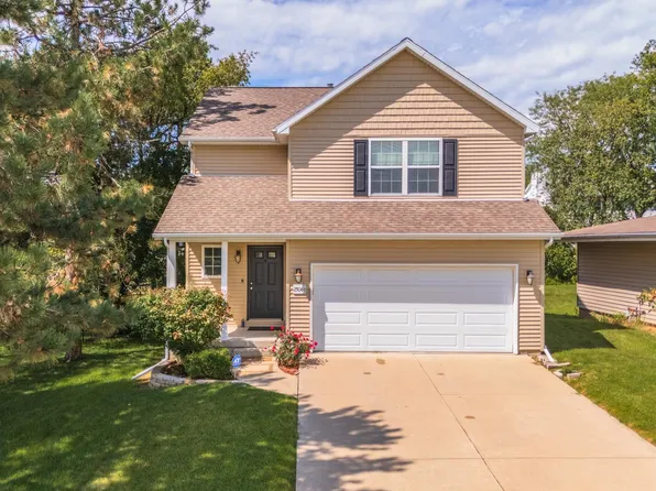2504 1/2 Airport Rd, Bloomington, IL 61704
