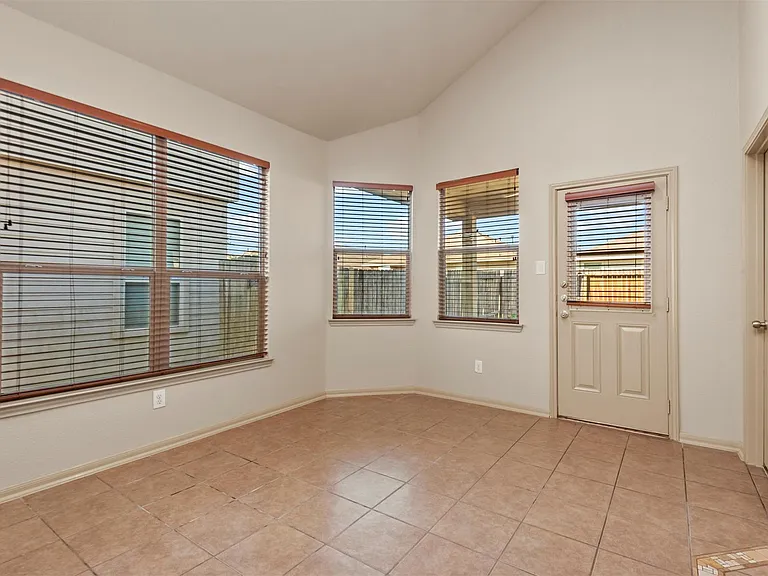 8734 Auburn Mane Dr — Photo 12