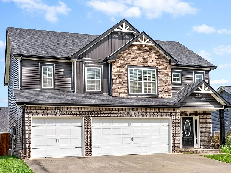 3755 Windmill Dr — Photo 2
