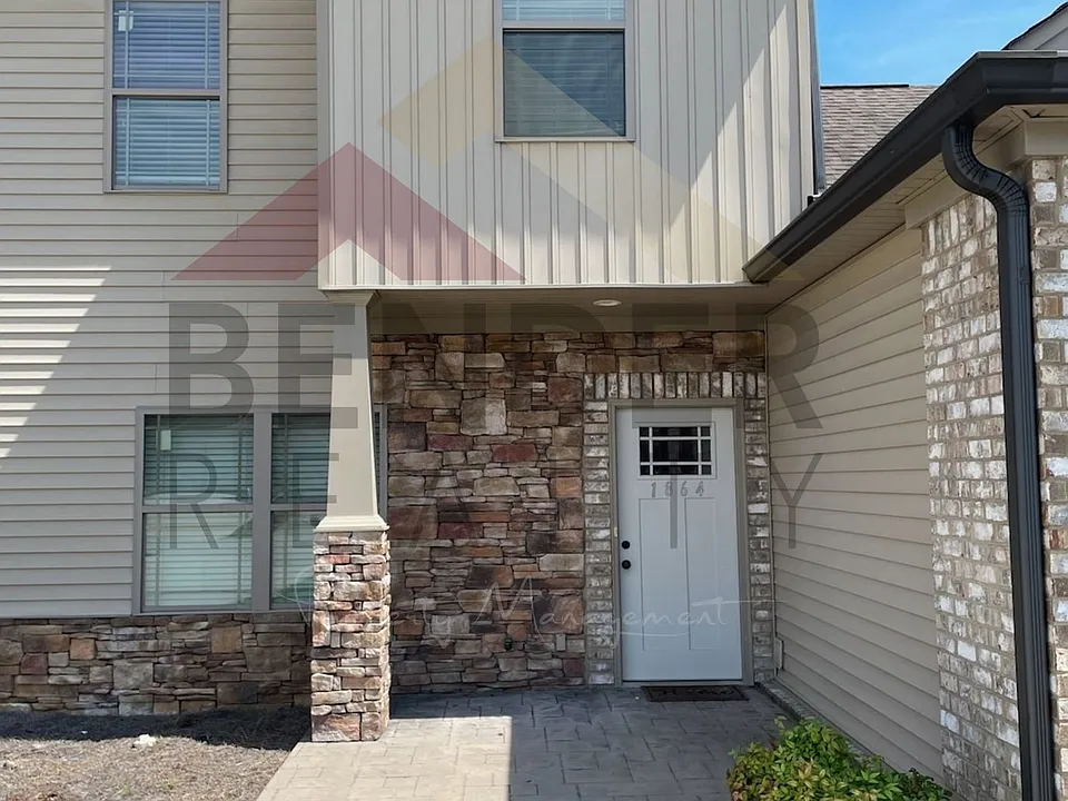 1864 Gate Tower Way NE
