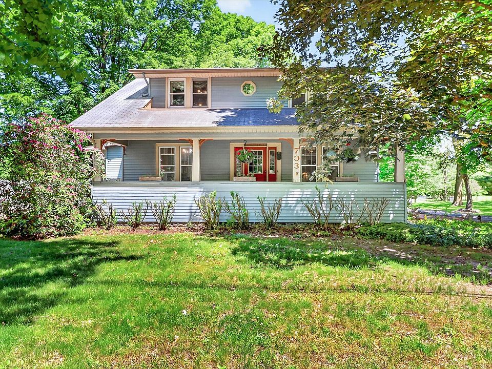 1st image of 703 E Osterhout Ave