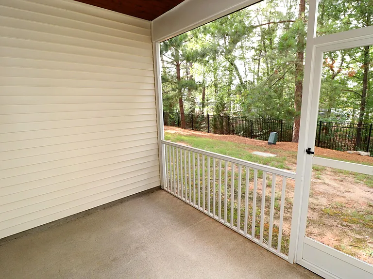 1105 Neighborly Way — Photo 36