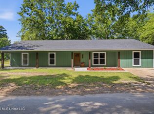 3310 Irondale Dr, Gautier, MS 39553