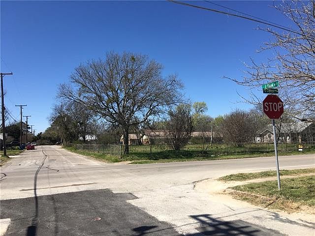 1st image of 216 S College Dr