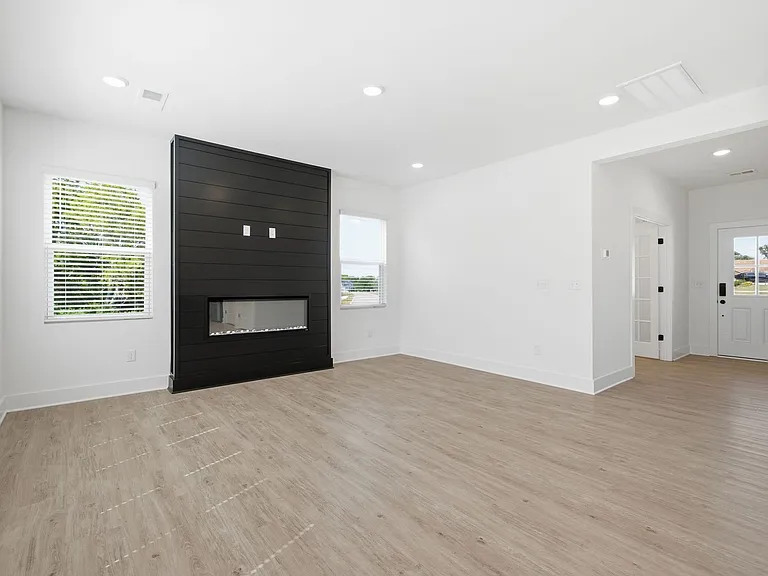 149 Rose Hannah Dr — Photo 9