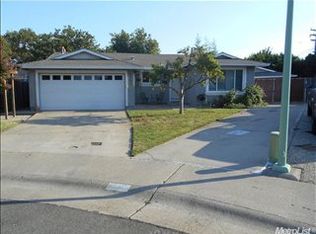 2801 Honeysuckle Way, Sacramento, CA 95826