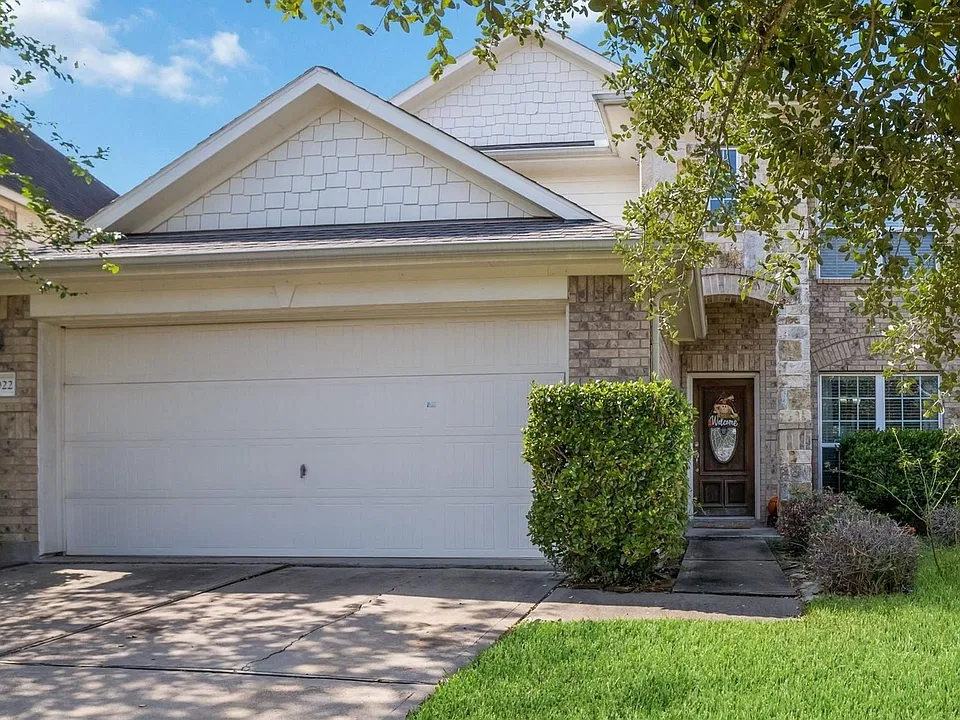 9022 Creeks Gate Ct