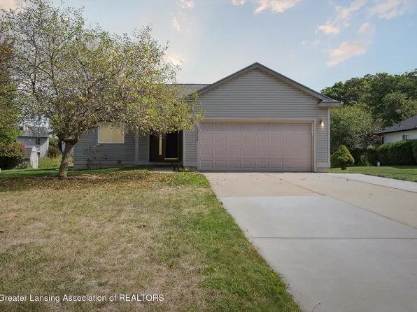 13717 Remington Dr, Bath, MI 48808