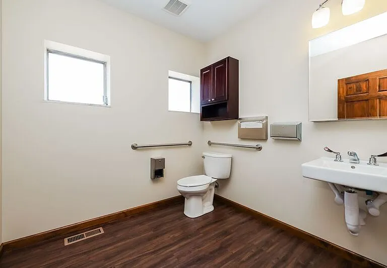 226 N Broad St #B — Photo 10