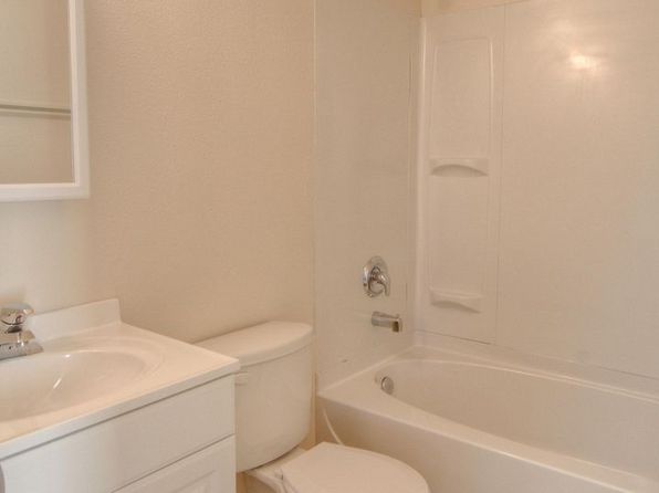 221 6th Ave #9