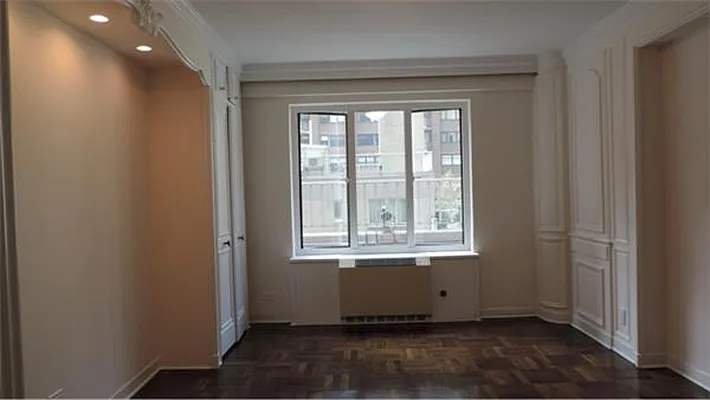 Rented by essential NEW YORK Real Estate | media 52