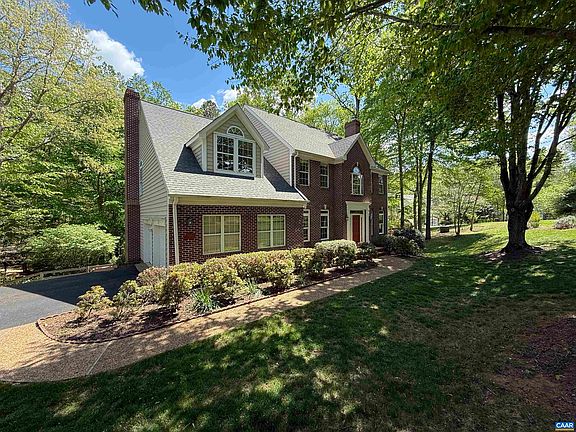 2nd image of 824 King William Dr