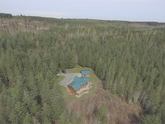 3rd image of 39321 Mountain Park Dr E