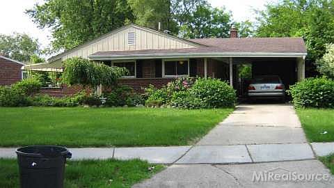 1st image of 32565 Knollwood Dr