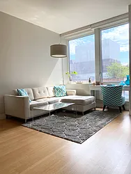 Rented by R New York