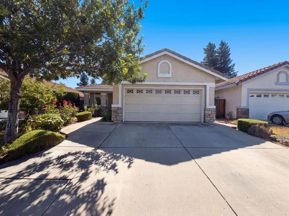 915 Wallace Dr, Woodland, CA 95776