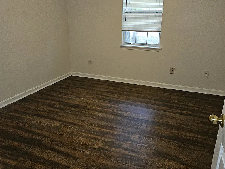 759 Ridgewood Dr — Photo 10