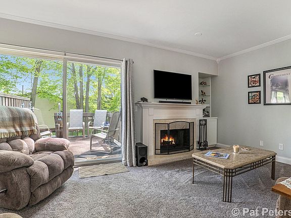 5th image of 8817 Castle Hill Dr NE #4