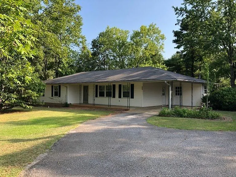217 Roper Mountain Road Ext — Photo 1