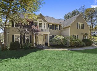 33 Todd Hill Cir, Goldens Bridge, NY 10526