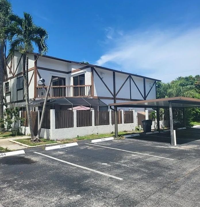 1st image of 2400 Lena Ln