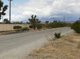 59572 Mesa Dr, Yucca Valley, CA 92284