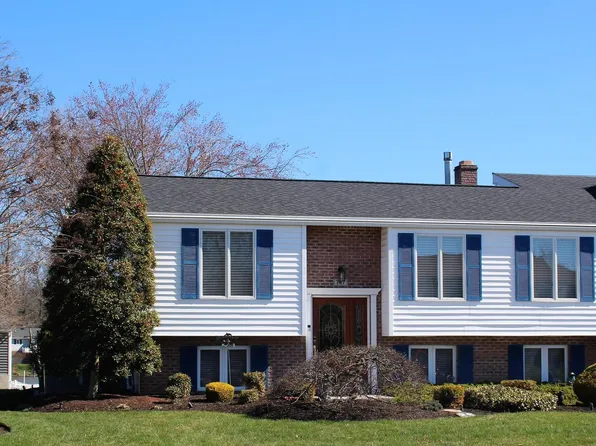 747 Shore Dr, Joppa, MD 21085